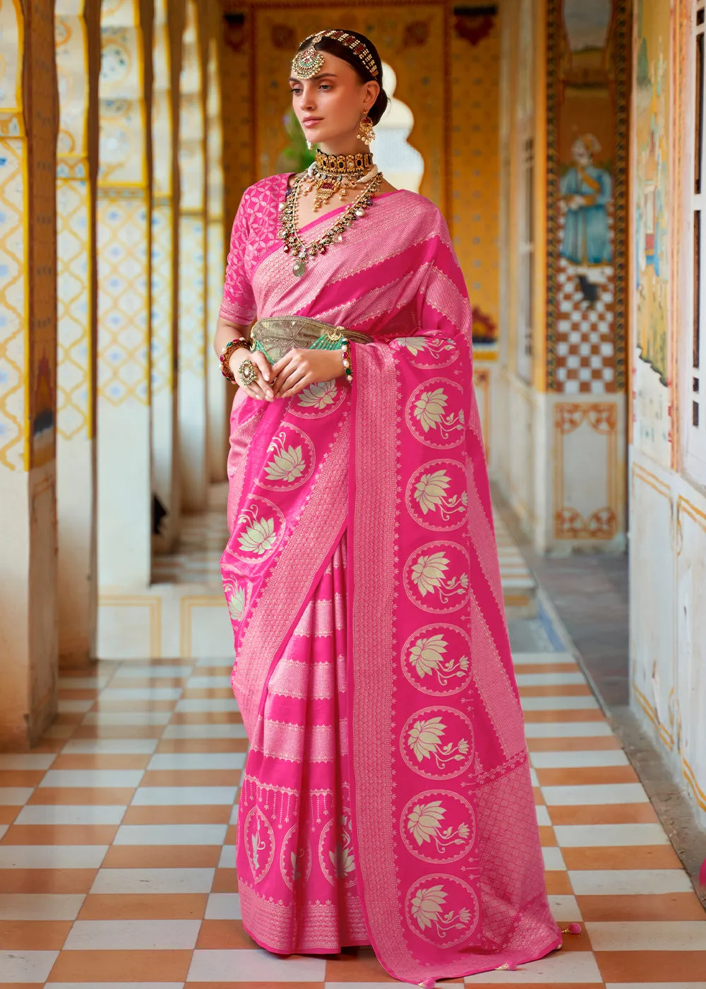 Creamy Pink Zari Woven Banarasi Silk Saree