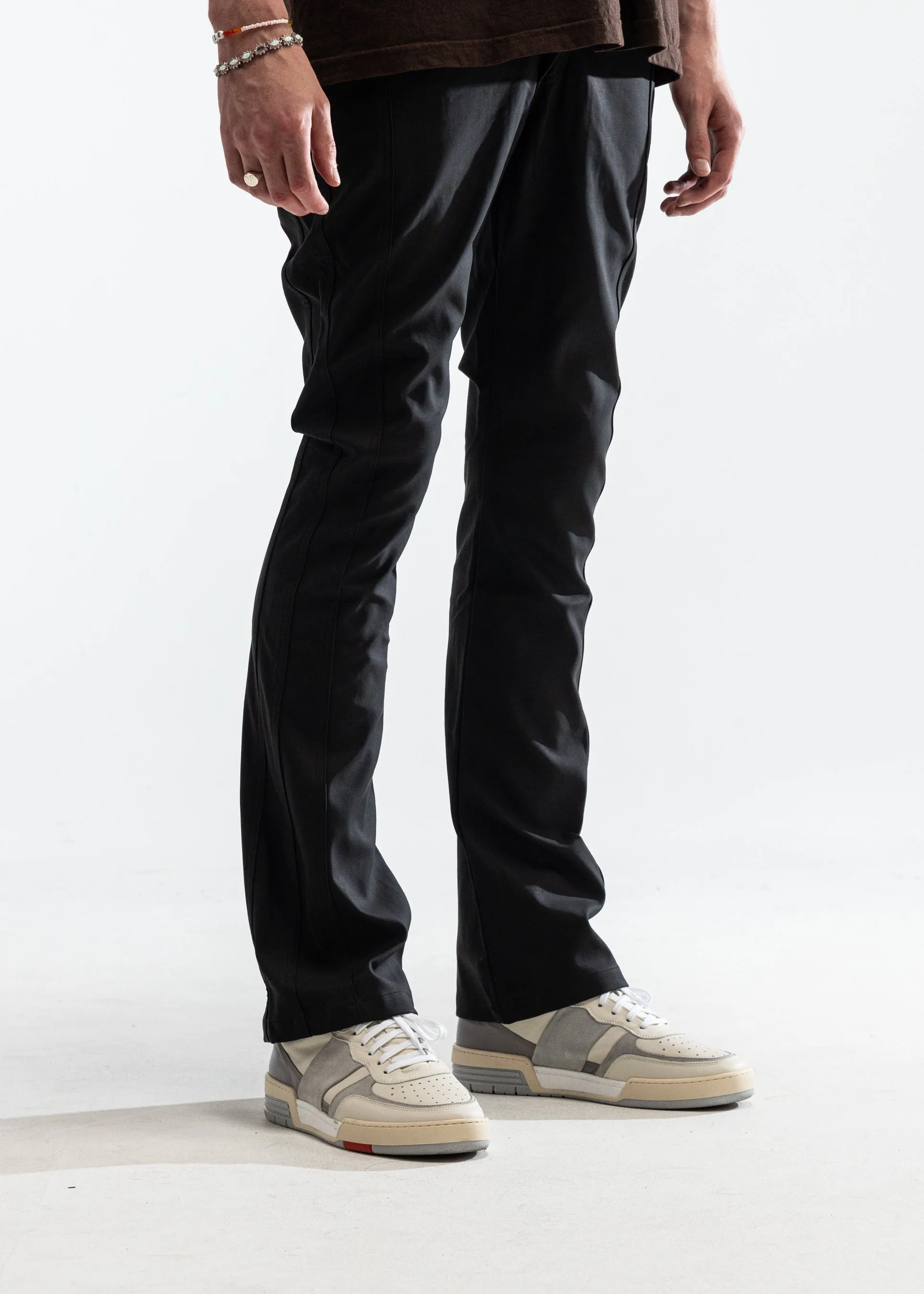 The Pelle Flare Pants (Black)